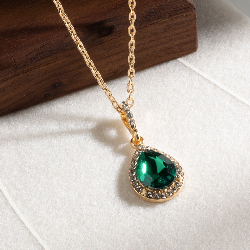Jewelry Tree Navy Blue Teardrop Crystal Pendant Necklace